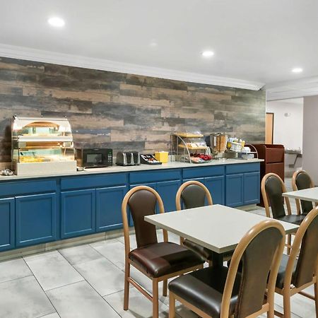 Surestay Plus By Best Western Fort Worth Benbrook Bagian luar foto