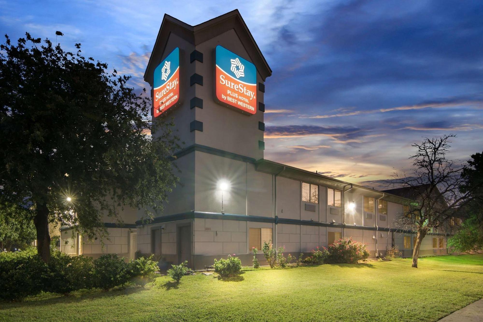 Surestay Plus By Best Western Fort Worth Benbrook Bagian luar foto